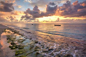 <b>Mauritius, Le Morne Beach</b>, The beach of Le Morne at sunset