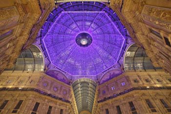 <b>Italy, Milan</b>, Galleria Vittorio Emanuele at dusk