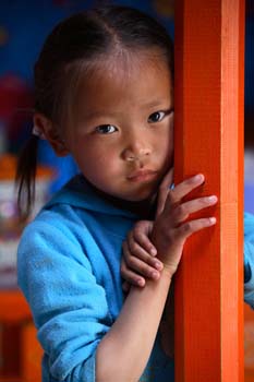 <b>Mongolia, Goby Desert</b>, Little girl